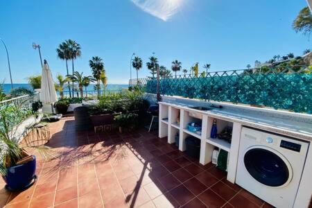 Apartamento En Primera Linea De Playa Nerja Ngoại thất bức ảnh